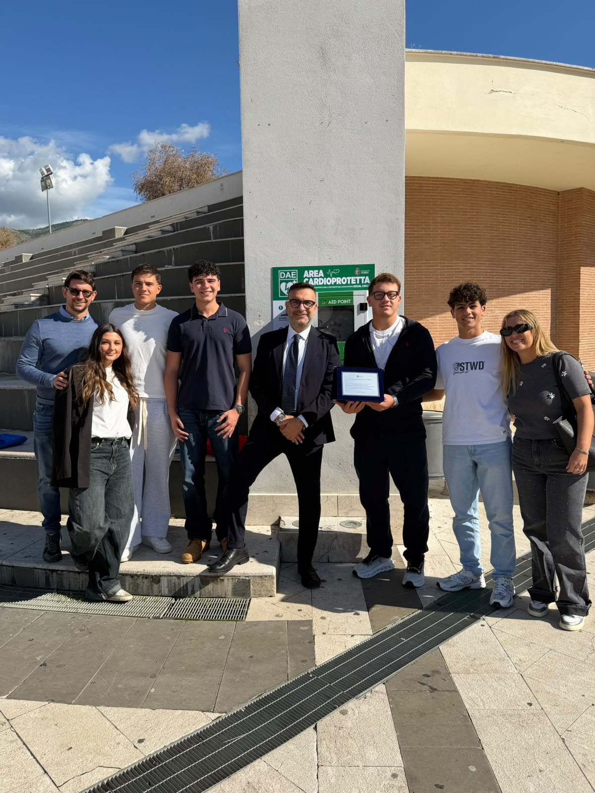 Fondi amplia rete aree cardioprotette: nuovo defibrillatore in piazza De Gasperi